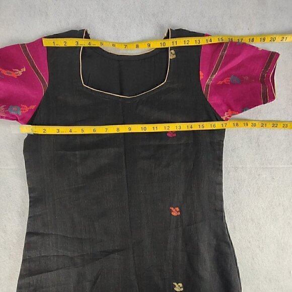 Artisanal Embroidered Linen Dress with Magenta Silk Sleeves Size M (Approximate) - Picture 11 of 16